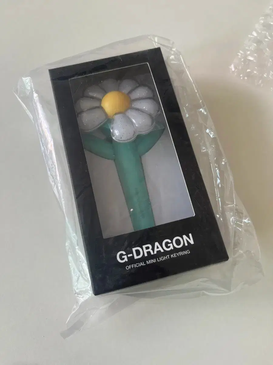 G-DRAGON | 지드래곤 G-dragon Ubermensch Official Mini Light